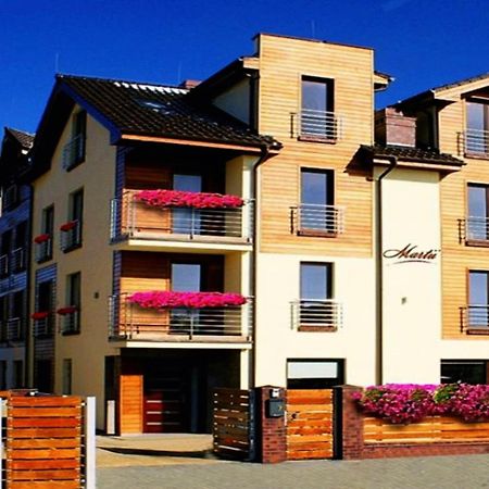 Villa Martii - Komfortowe Apartamenty Z Aneksami Kuchennymi - Spokojna Okolica, Blisko Plazy Wladyslawowo Exterior photo