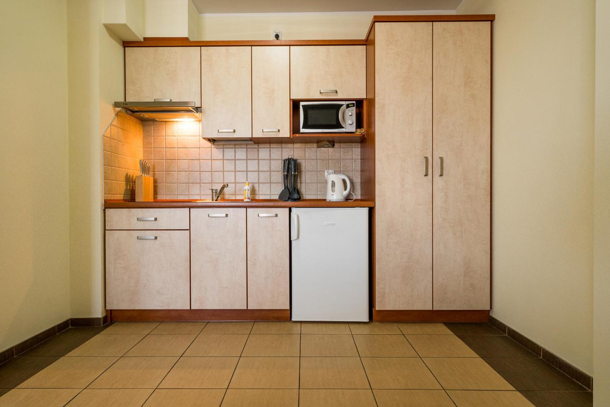 Villa Martii - Komfortowe Apartamenty Z Aneksami Kuchennymi - Spokojna Okolica, Blisko Plazy Wladyslawowo Exterior photo