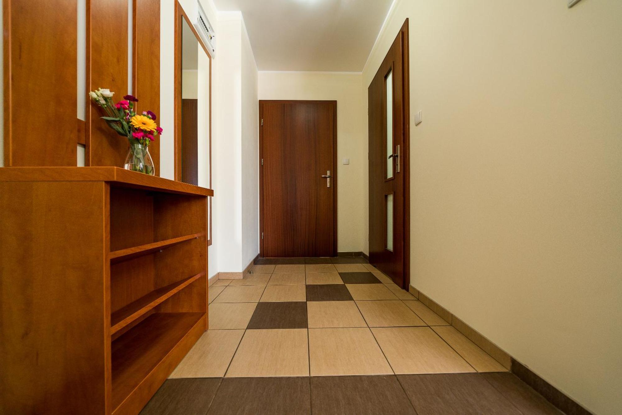 Villa Martii - Komfortowe Apartamenty Z Aneksami Kuchennymi - Spokojna Okolica, Blisko Plazy Wladyslawowo Exterior photo